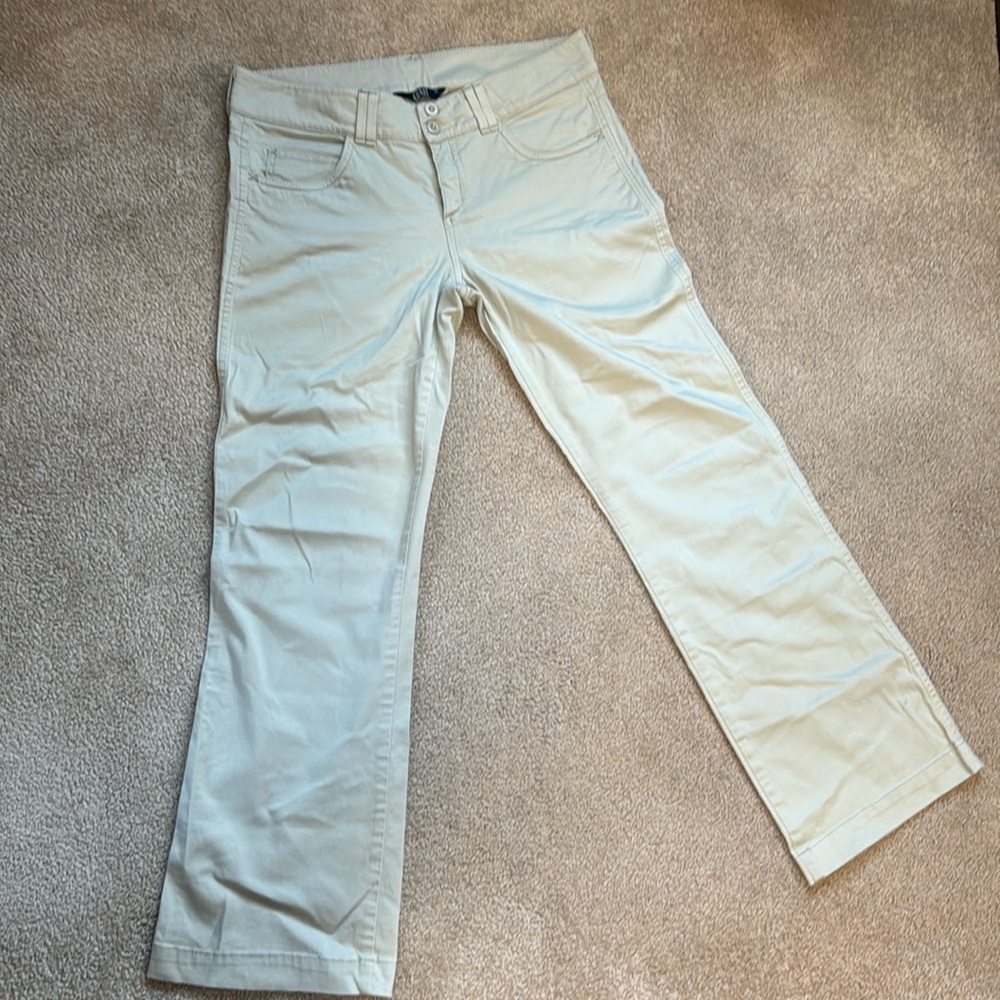 Armi Khaki Pants. EU 10